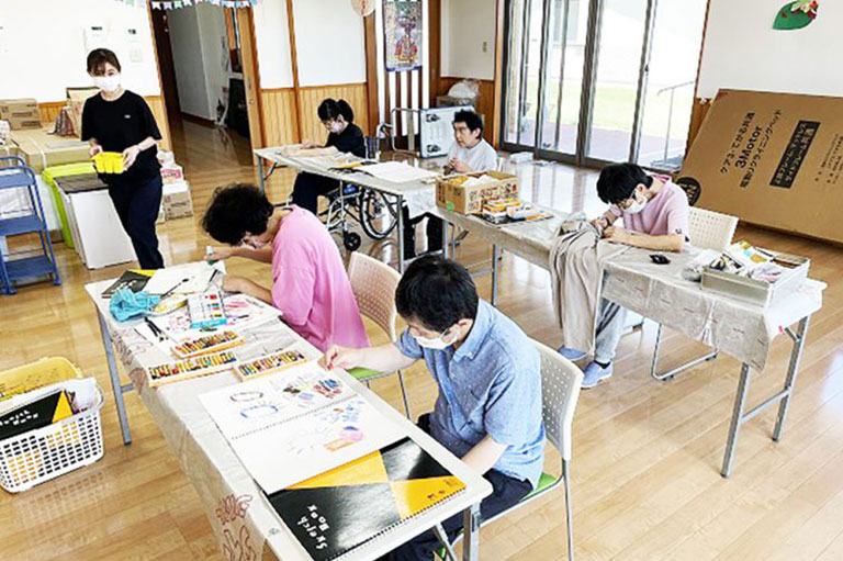 アートクラブ
